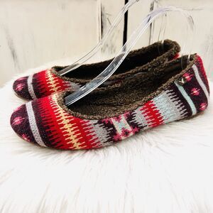 American Eagle Outfitters Colorful Aztec Knit Faux Fur Lined Slip on Fla…